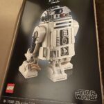 LEGO Star Wars R2-D2 75308 Droid Building Set for Adults, Collectible 3D Display Model with Info Plaque and Hidden Lightsaber, 2314 Pieces photo review